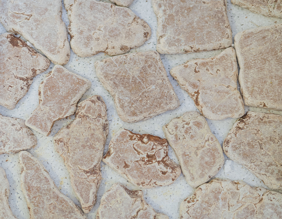 stoccaggio pietra marmo filetto rosso fasano